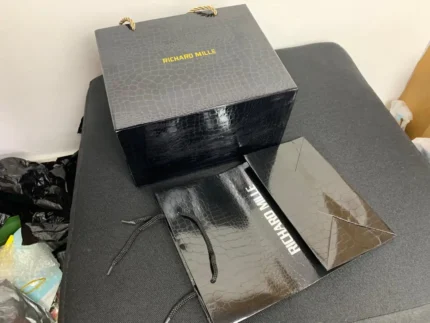 richard-mille-box
